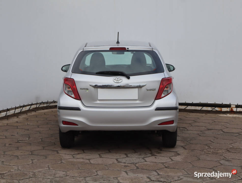 Toyota Yaris 133 Dual VVTi Rok produkcji 2012 Łódź