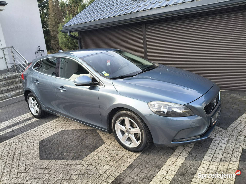 Volvo V40 16HDi 115 D2 Momentum Full serwis ASO 237772km Mysłowice sprzedam