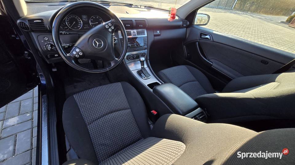 Mercedes C klasa 2005 zadbany doinwestowany stan Kielce sprzedam