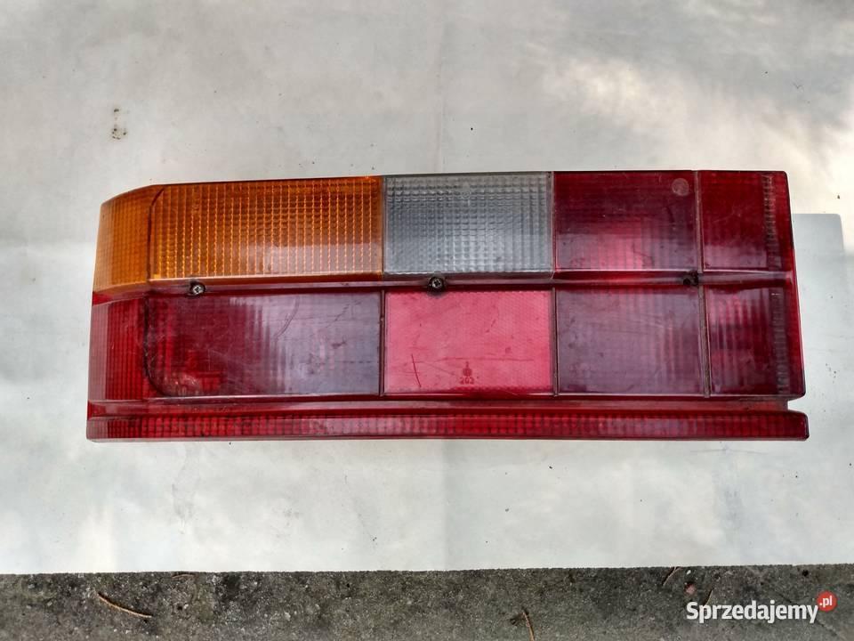 Lampy tylne lewe i prawa FIAT 127 Lublin