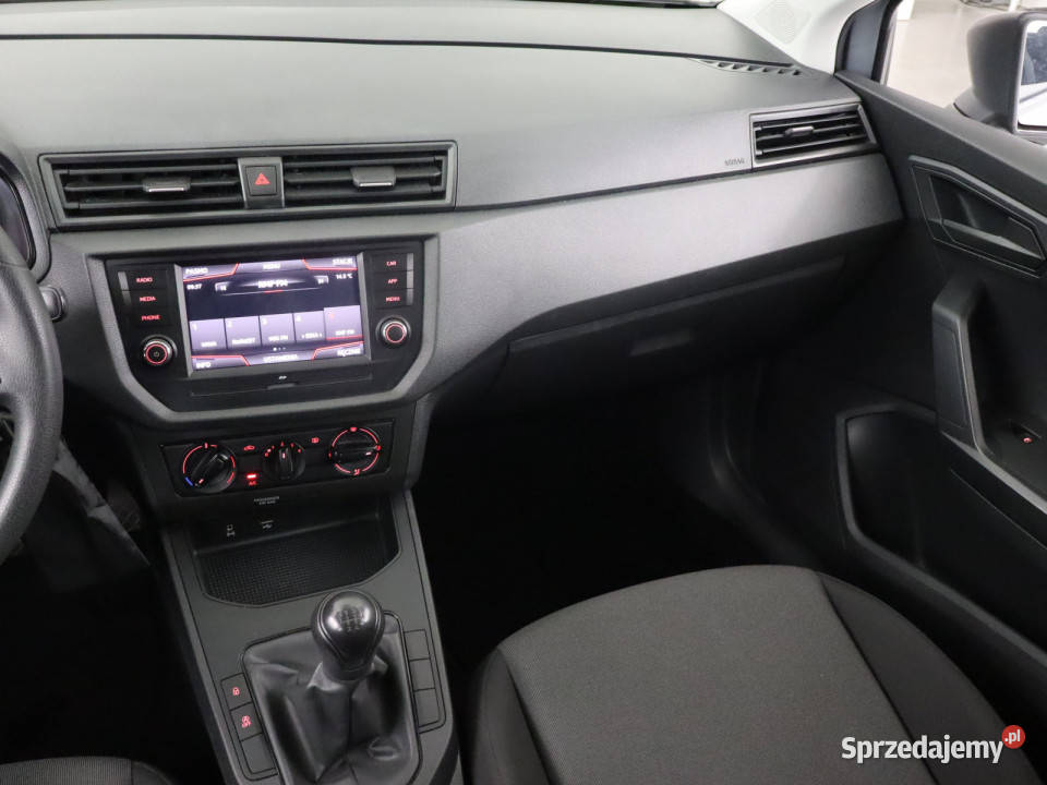 Seat Ibiza 10 benzyna sprzedam