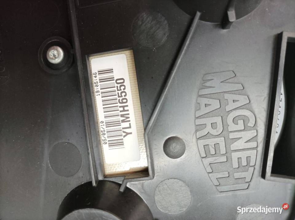 LICZNIK 16 HDI Peugeot Partner II 2008 Rok produkcji 2010 sprzedam