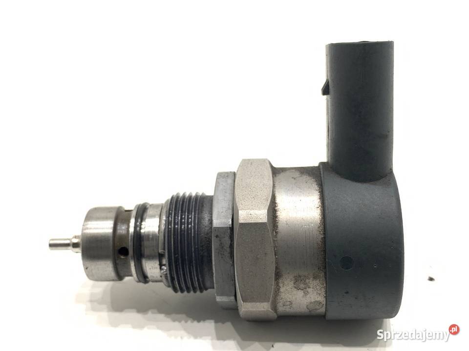 REGULATOR CIŚNIENIA PALIWA VW TIGUAN 057130764AB sprzedam