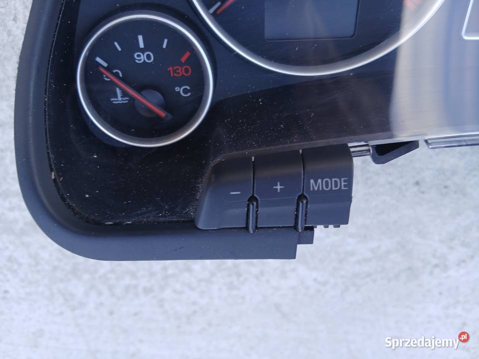 Licznik Audi A4 B6 8E0920930S stan 204000 Rybnik Szczerbice