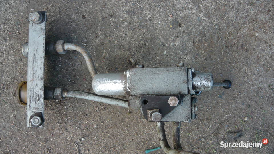 Rozdzielacz hydrauliczny Ursus C 330 na błotnik podlaskie Sokółka