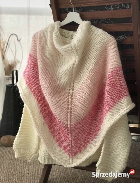 Kremowa chusta wełna mohair zrobiona na drutach Moda i Styl Warszawa