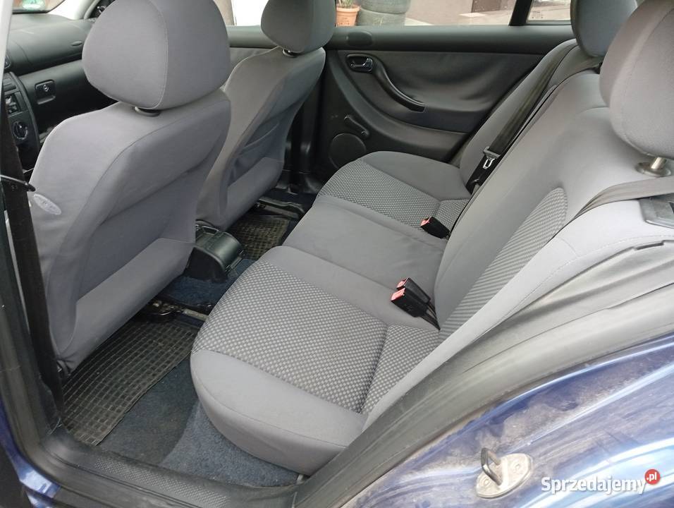 Sprzedam Seata Leona 2004r Rok produkcji 2004 łódzkie Tuszyn