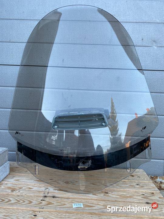 7370 Szyba z kratką wysoka tall windshield Honda
