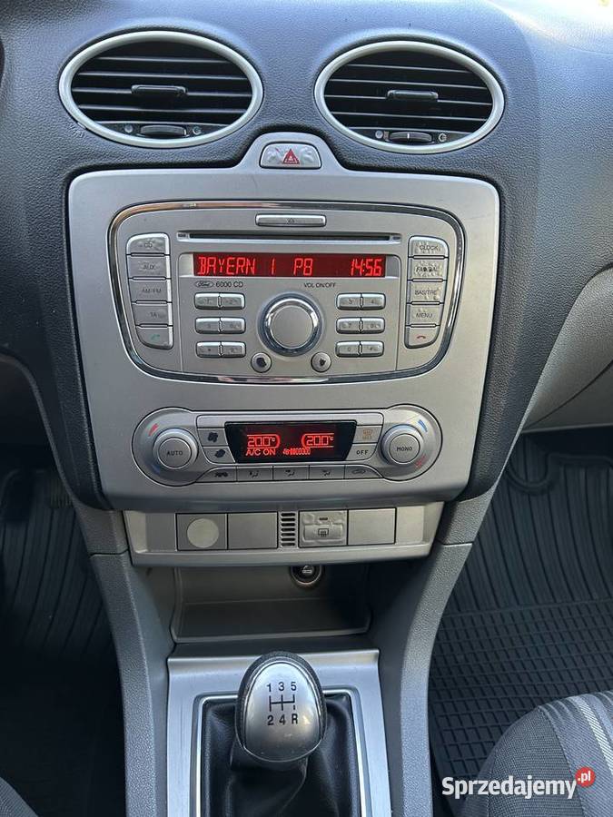 Ford Focus 16i Ghia Climatronic Rok produkcji 2008 Ostrzeszów