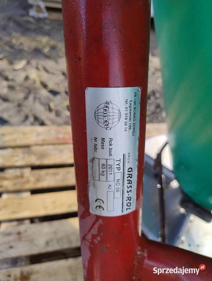 Sprzedam rozsiewacz lejek grass rol