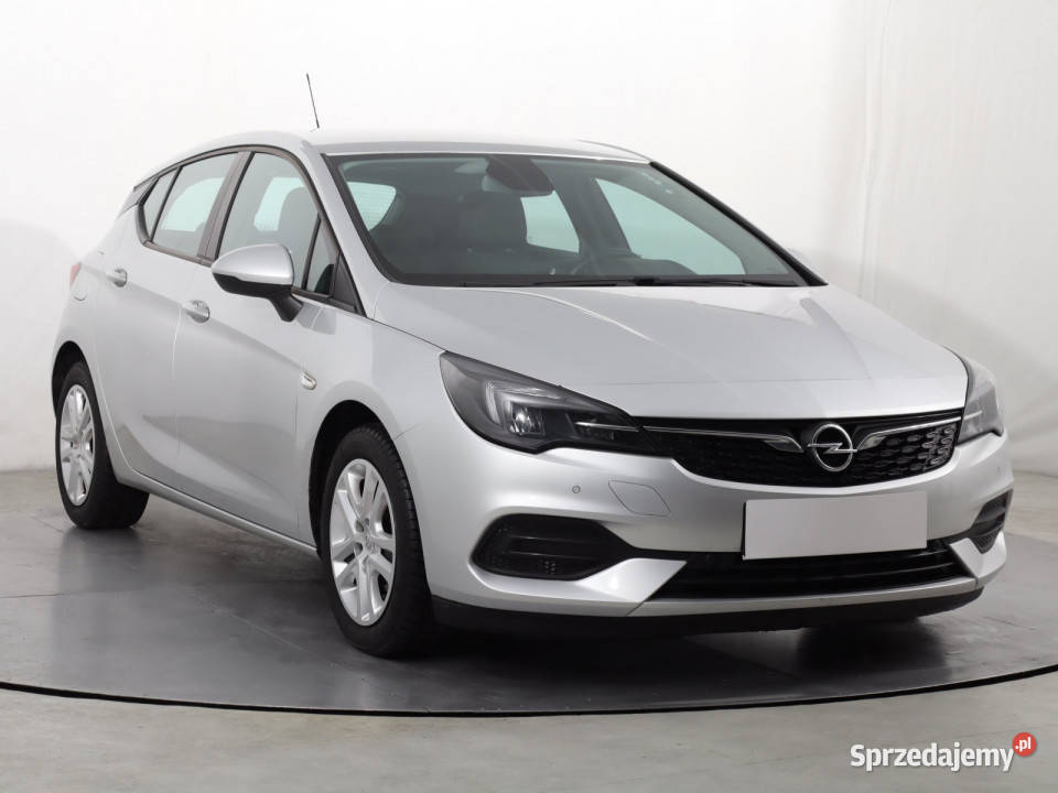 Opel Astra 12 Turbo światła LED Katowice