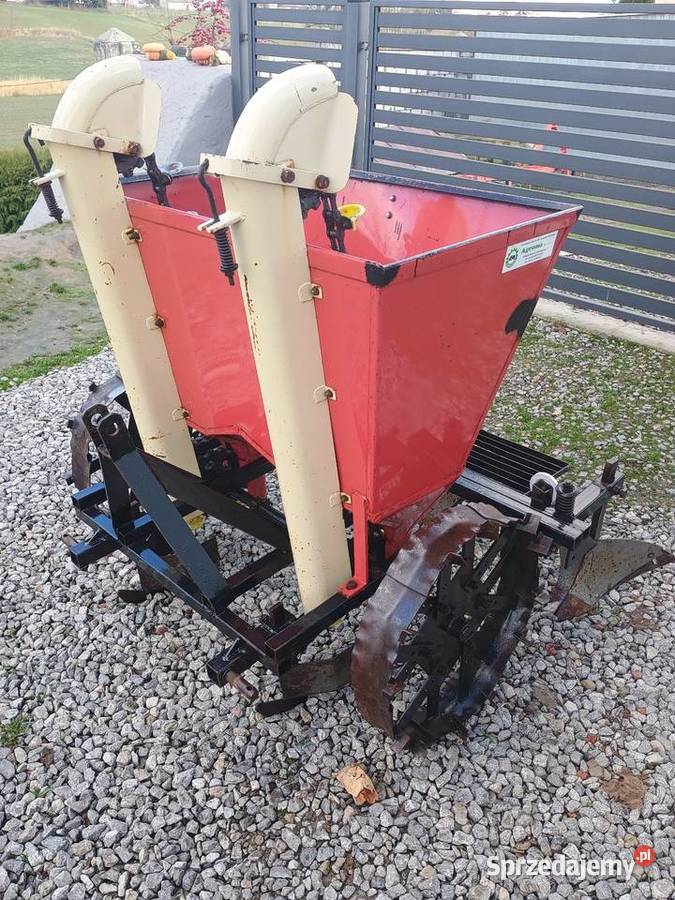 Sadzarka do ziemniaków Akpil