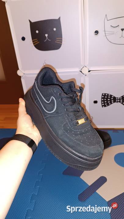 Stylowe czarne sneakersy z miękkiego zamszu 3925 Kraków