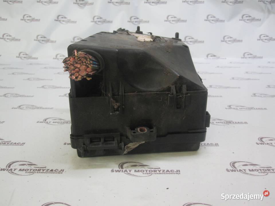 FORD FOCUS MK3 III 13r skrzynka bezpieczników Skrzynki bezpieczników