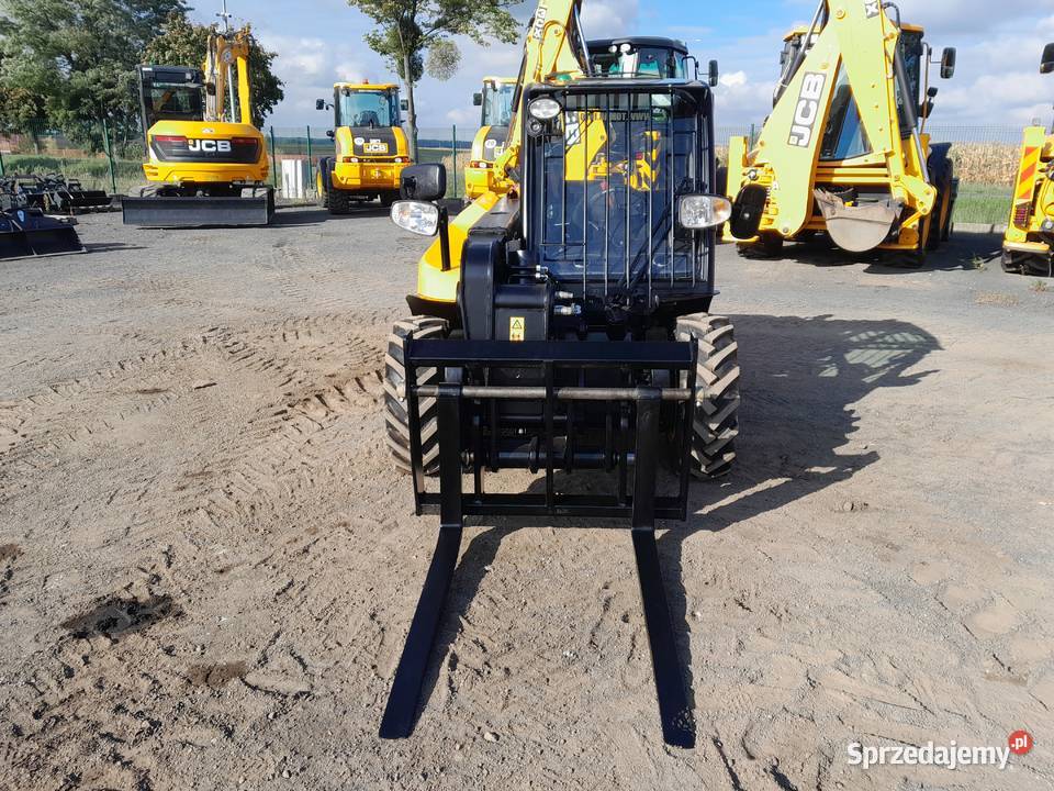 ŁADOWARKA TELESKOPOWA JCB 51640 2019R MANITOU Dźwigi, podnośniki Krotoszyn