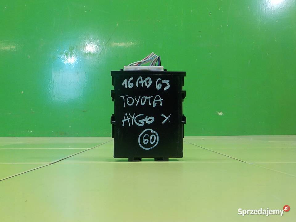 TOYOTA AYGO X 10 VVTI AUT 22r 5D modul sterownik Suków
