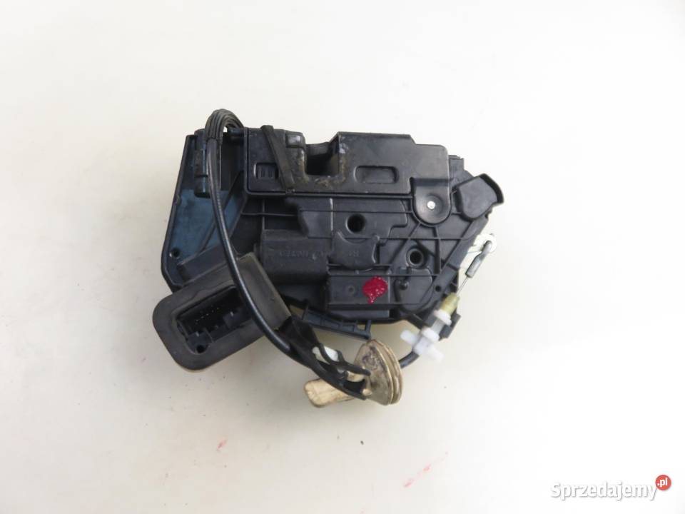 ZAMEK PRAWY PRZEDNI VW JETTA IV 162 163 AV3 AV2 sprzedam