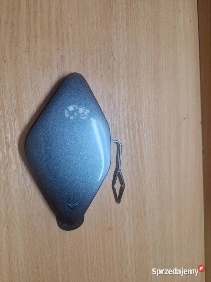 ZAŚLEPKA HAKA ZDERZAKA PRZÓD PRZEDNIEGO BMW F30 Zderzaki