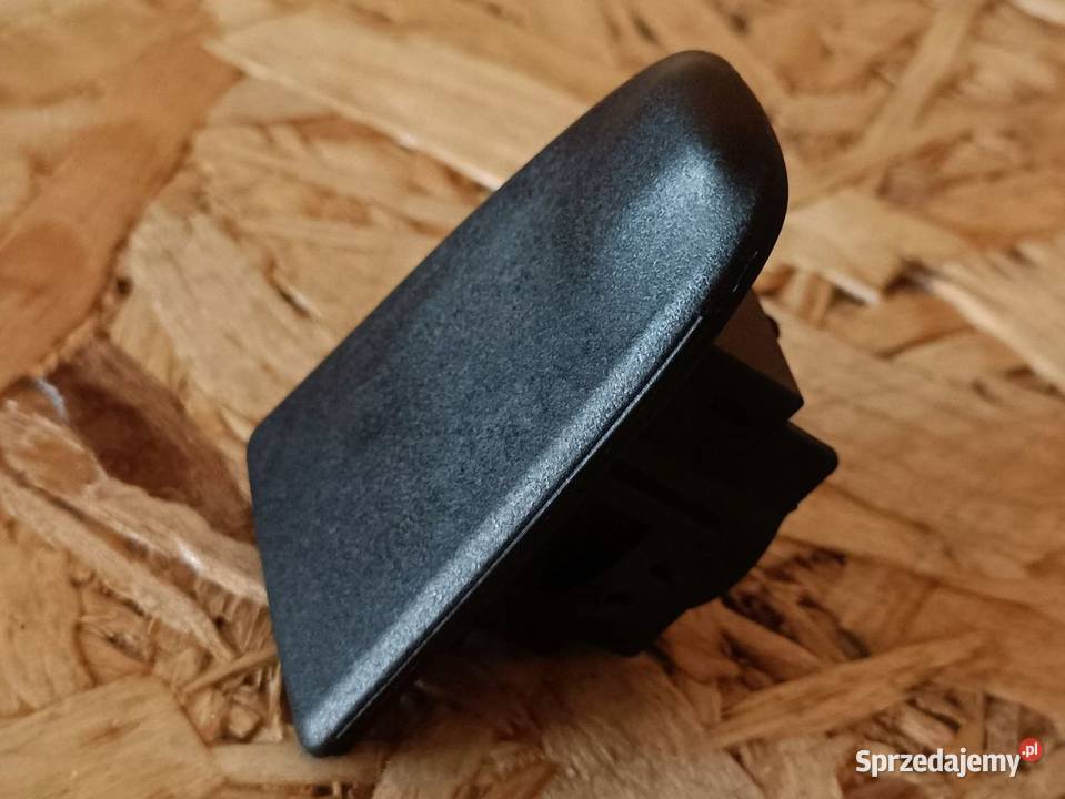 FORD FOCUS 18 ZAŚLEPKA KLAMKI DRZWI PRZEDNICH I Pleszew