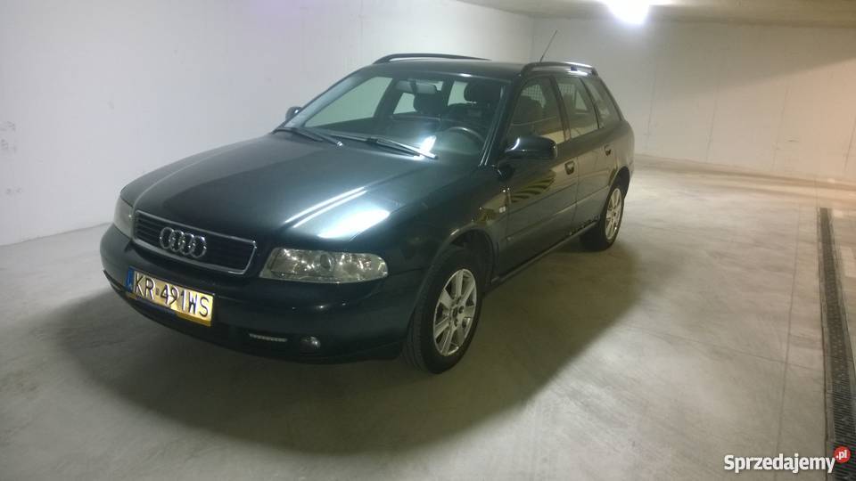AUDI A4 B5 LIFT benzyna