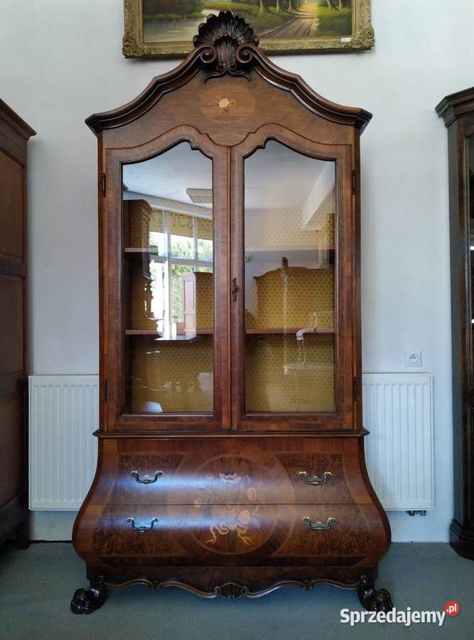 Piękna witryna biblioteka intarsje włoski barok Białystok