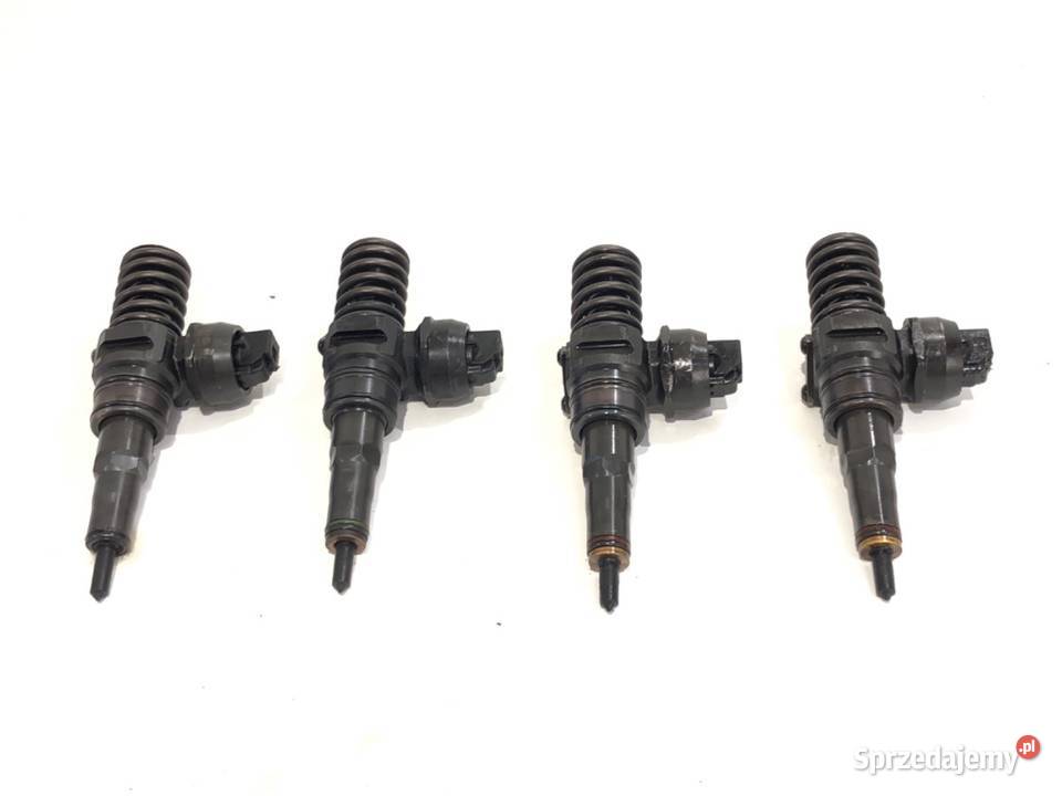 POMPOWTRYSKIWACZE KOMPLET VW GOLF V 038130073AG Pompowtryskiwacze sprzedam