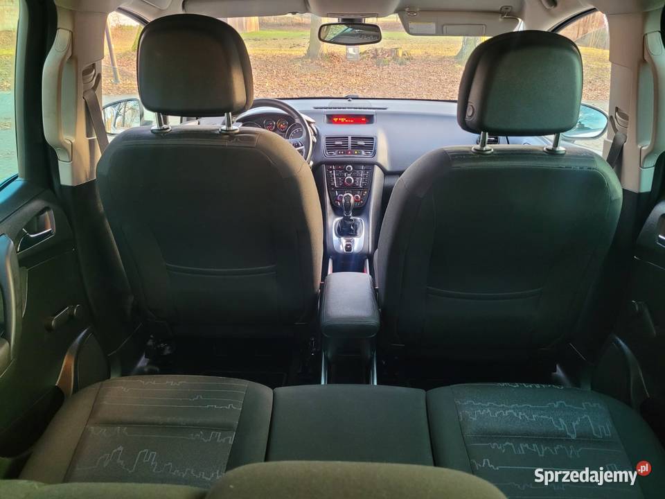 OPEL MERIVA B 2011 14 Benzyna 120 światła do jazdy dziennej