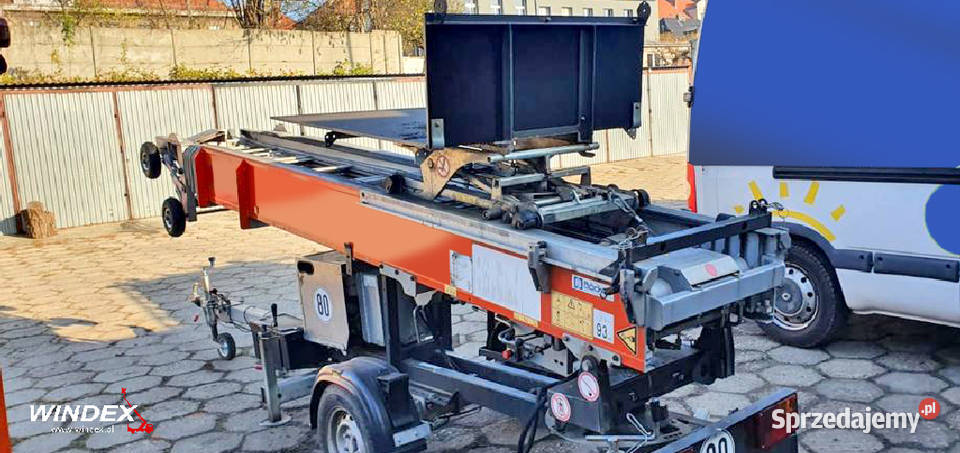 Wyciąg dekarskobudowlany Bcker Junior HD 24K Chojnice