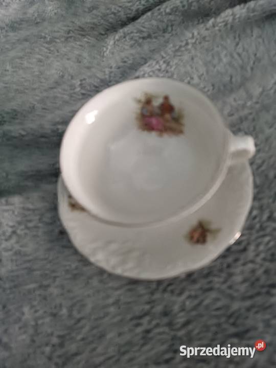 Filiżanki że spodeczkami z PRLu Chorzów