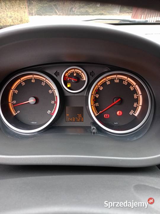 Opel Corsa D Lift 2012 sprzedam