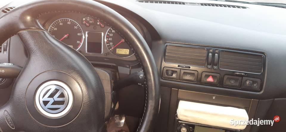 Sprzedam VW Kombi LPG KLIMA podgrzewane fotele Bora Chełm