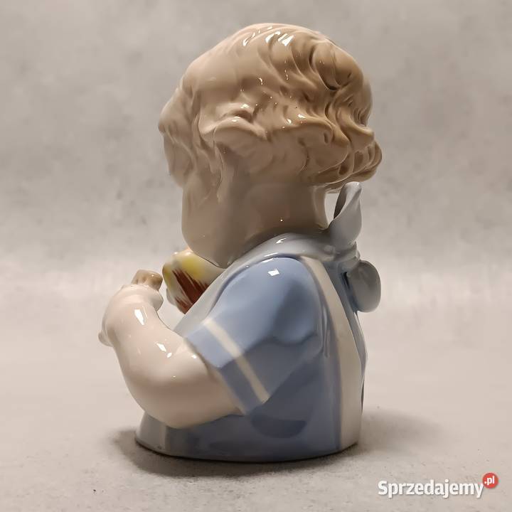 LIPPELSDORF Popiersie Chłopiec z jabłkiem Porcelana i szkło mazowieckie Warszawa