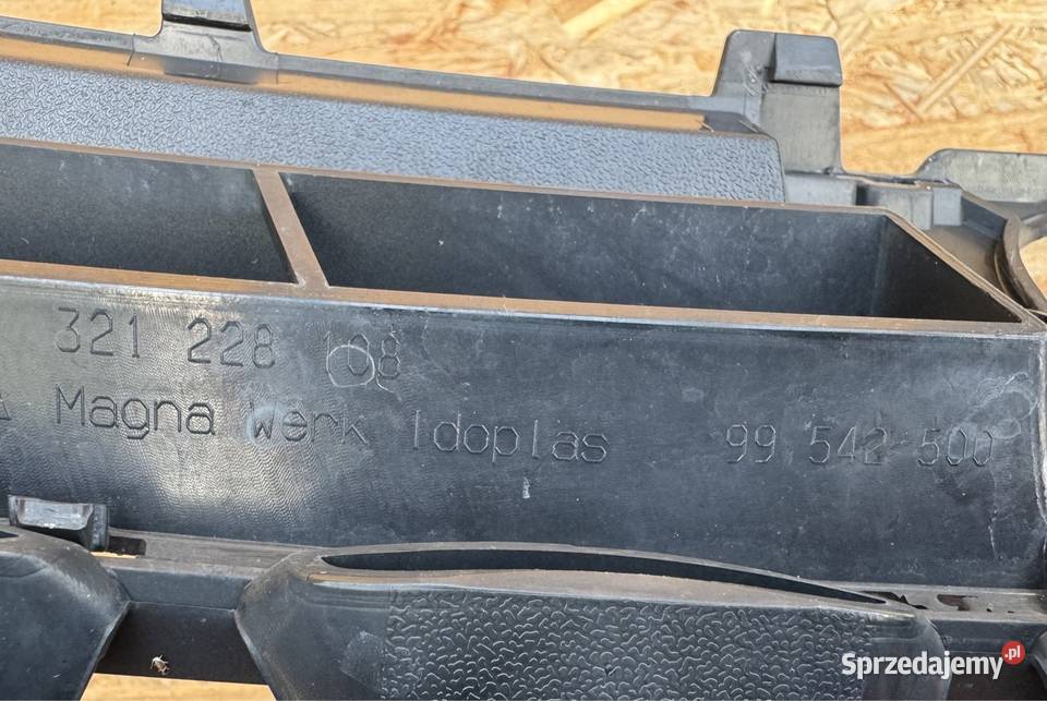 Grill atrapa chłodnicy Opel astra V 5 K 1619 na wielkopolskie Międzychód