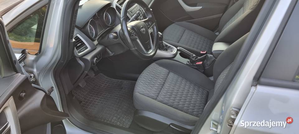 Opel Astra 20 CDTi 150 nieuszkodzony Opel