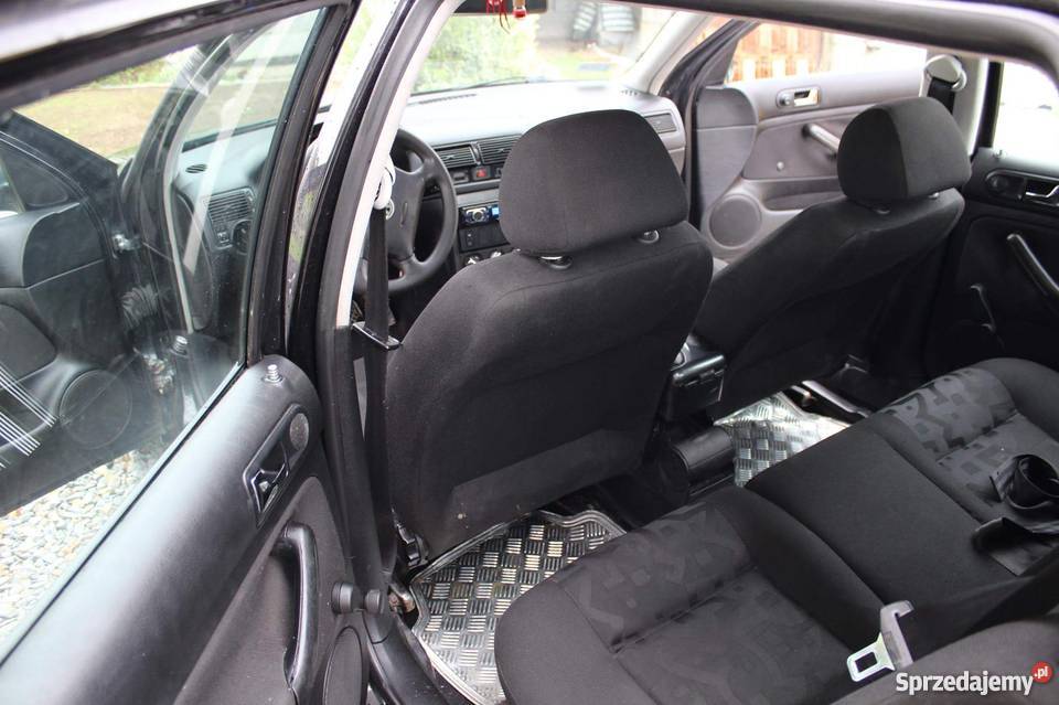 Vw golf IV 19 tdi 5 drzwi lakier metallic Golf podkarpackie Jasło