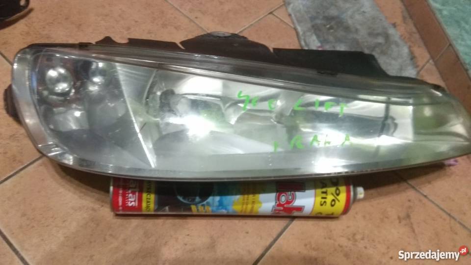 Lampa prawa PEUGEOT 406 LIFT Margonin