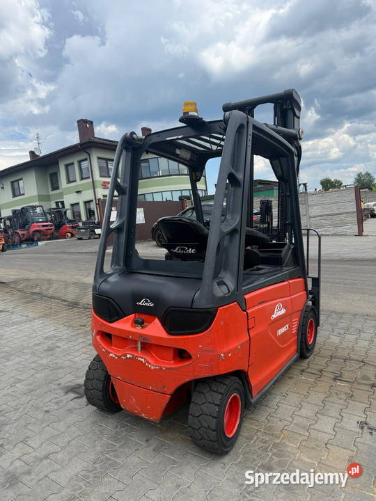 wózek widłowy elektryczny LINDE E2501 Triplex Działoszyn