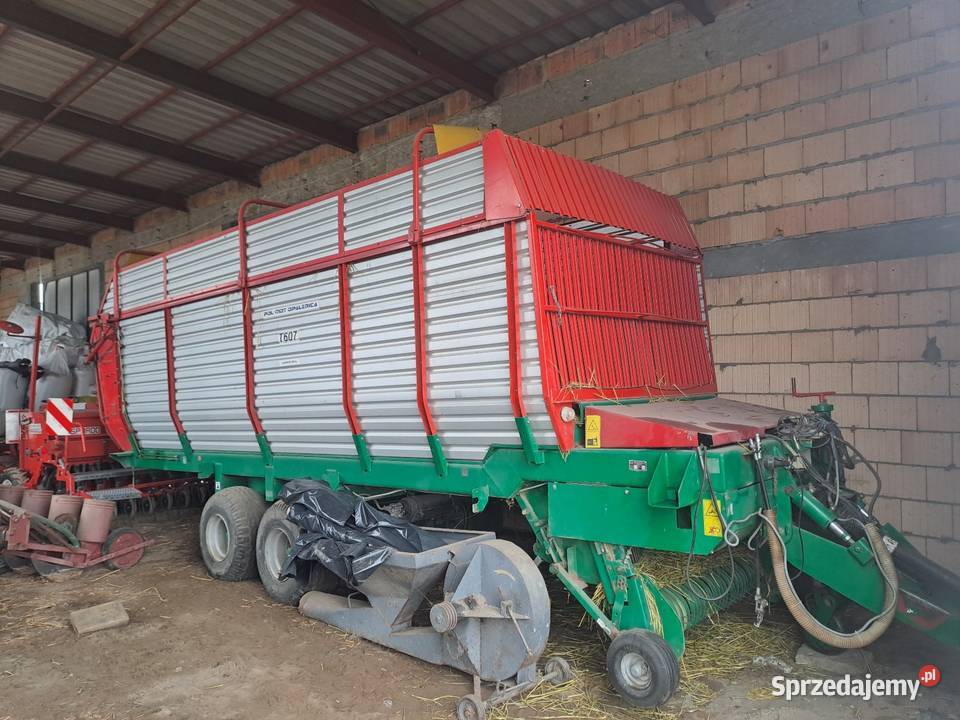 Przyczepa samozbierająca Kamionki