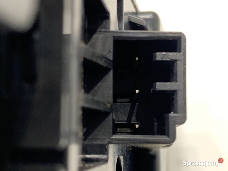 PRZEŁĄCZNIK SZYB VOLVO V40 31376495 Hatchback osobowe sprzedam