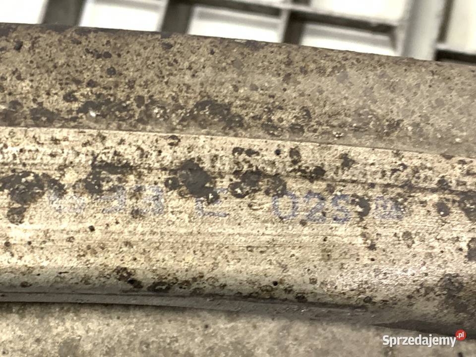 WAHACZ LEWY PRZÓD AUDI Q8 SUV 4M0407695C PRZEDNI