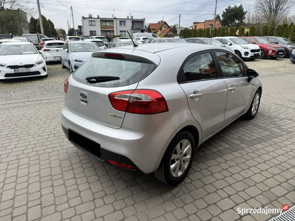 Kia Rio 12 85 Klimatronik Bluetooth III 2011 nieuszkodzony Orzech sprzedam