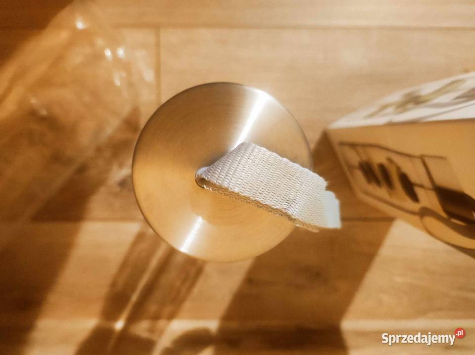 Karafka na wodę z wkładem na dodatki i zaczepem Butelki, bidony i lunch boxy