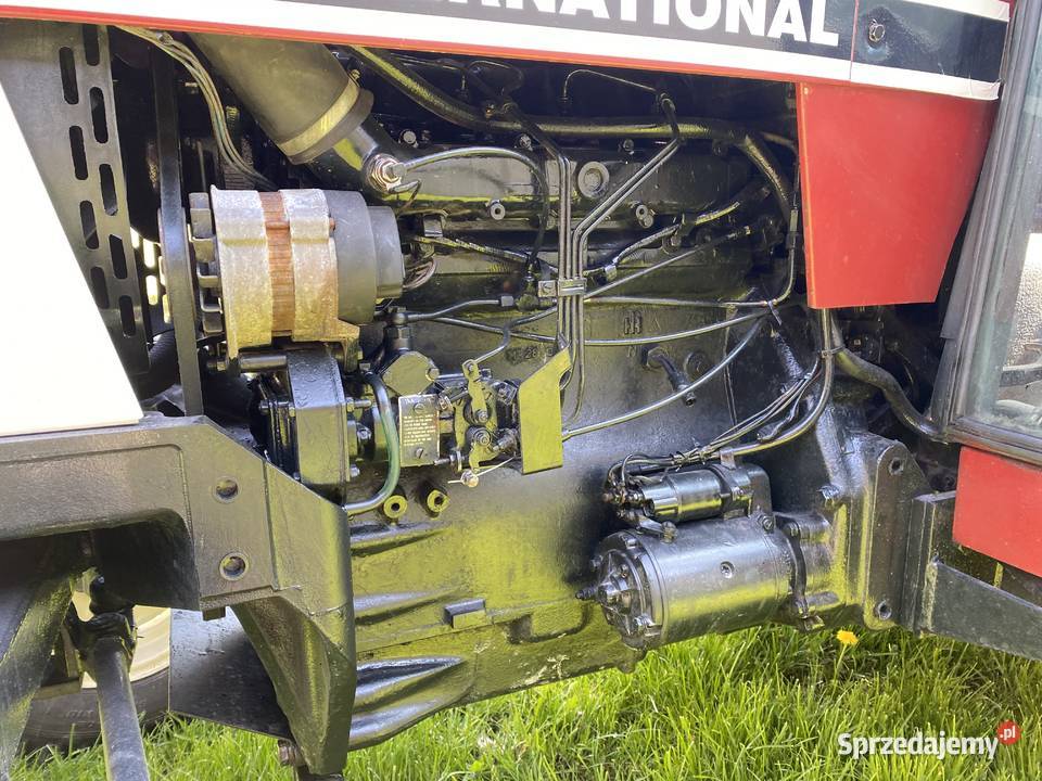 International 584 Ciągniki Piaski sprzedam
