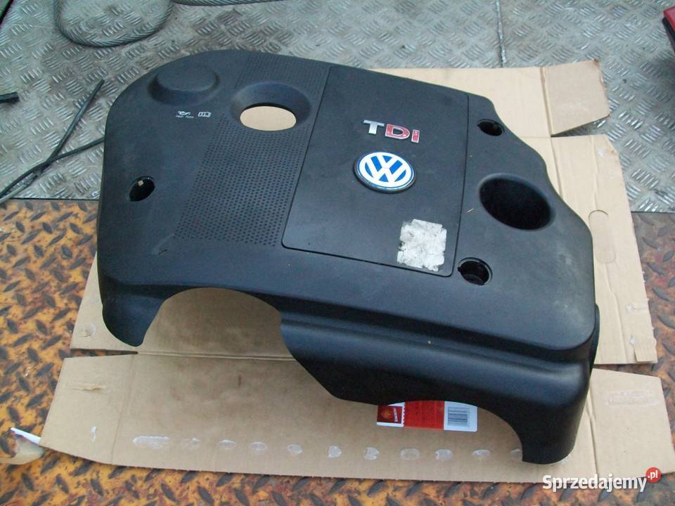 Passat B5 FL 19 TDI 130 Obudowa oslona na silnik