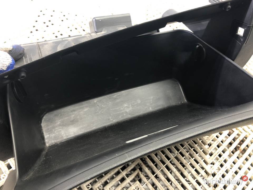 SCHOWEK PASAŻERA HYUNDAI VELOSTER Hatchback 1117 sprzedam