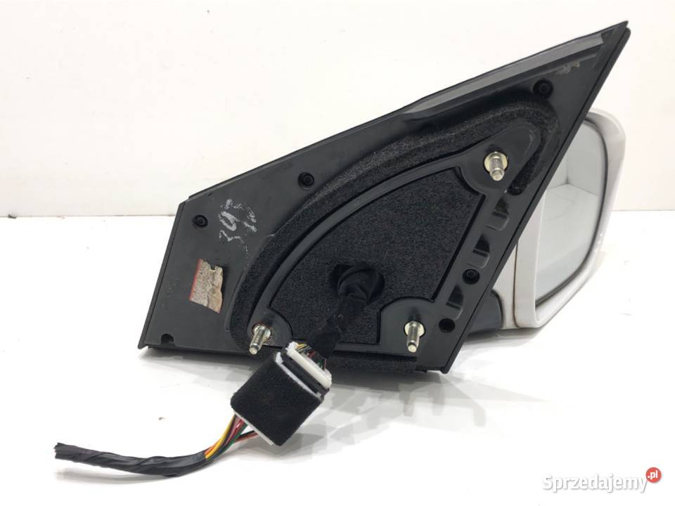 LUSTERKO PRAWY HYUNDAI i40 Hatchback CREAMY