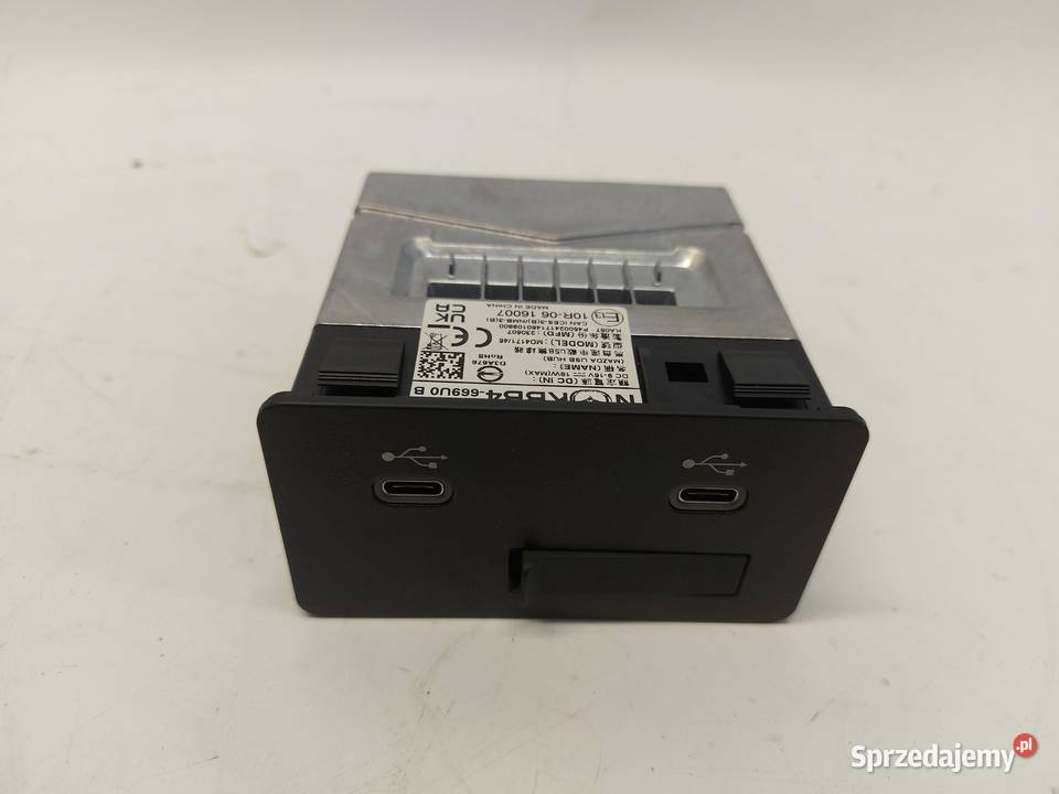 Mazda CX60 2023r złącze panel usb hub czytnik