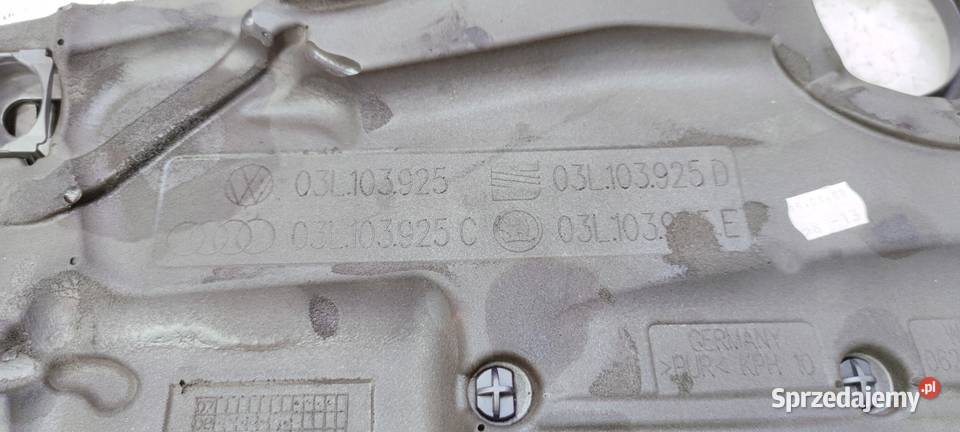 OSŁONA POKRYWA SILNIKA AUDI A3 8P 03L103925C Przystajń