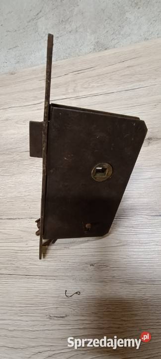 Zamek drzwi stary sprzedam