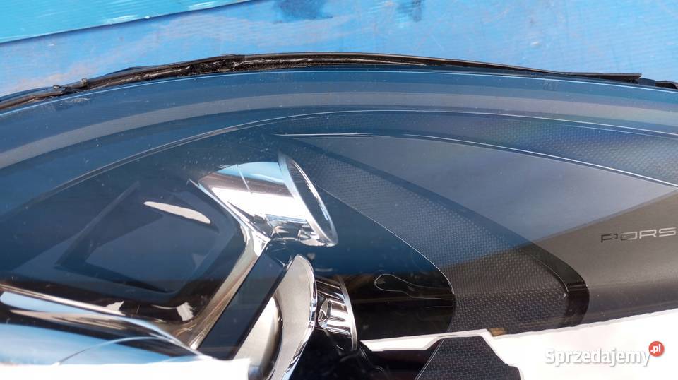 LAMPA PRAWY PRZÓD REFLEKTOR FULL LED 95B941010AL